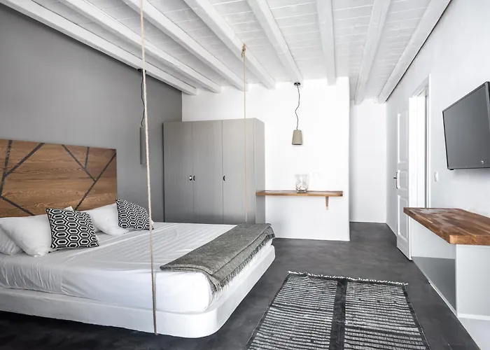 The Mykonist Merchia & Tatil Evi