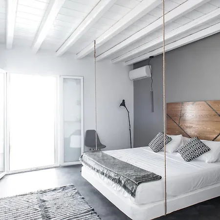 The Mykonist Merchia & *