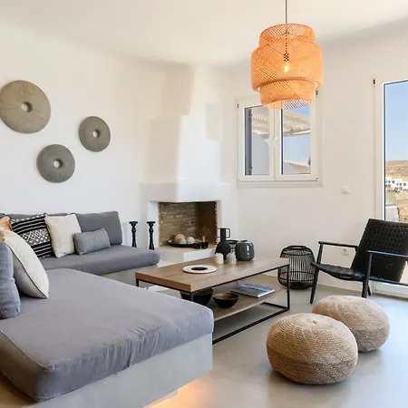 The Mykonist Merchia & *